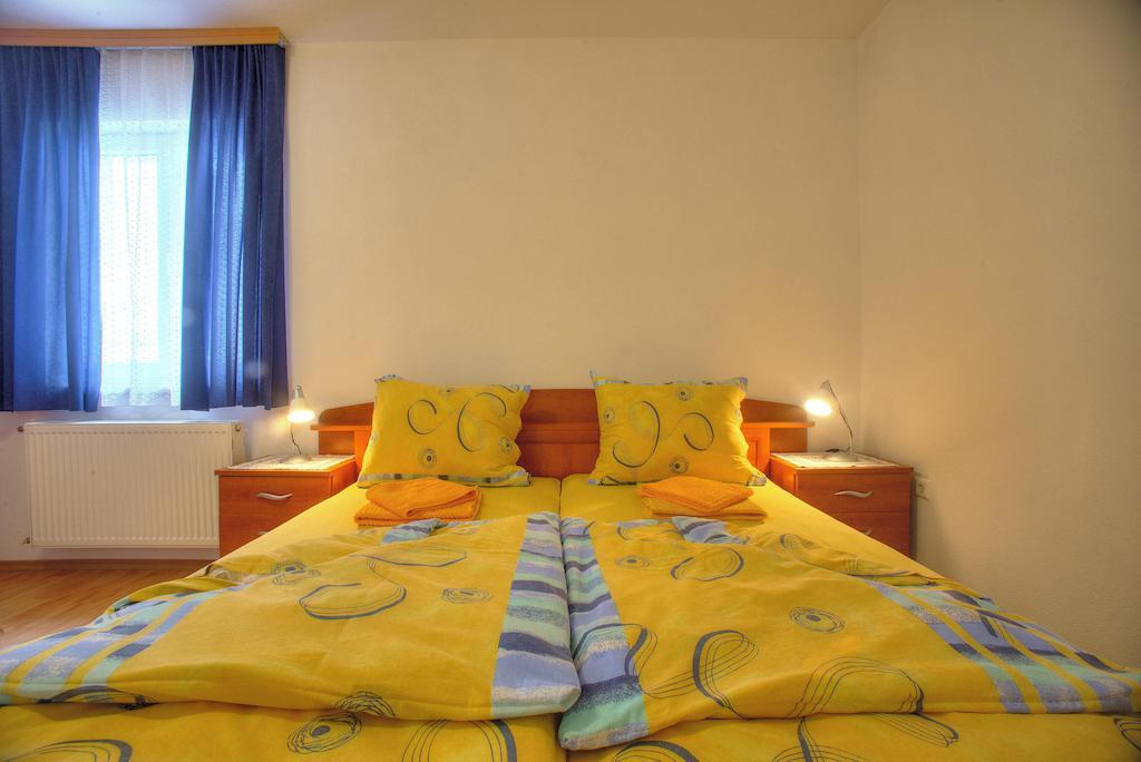 Apartments Peran Šibenik Habitación foto